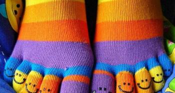 Как стирать носки в машинке и вручную – полезные советы на все случаи Как отстирать белые носки борной кислотой