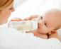 Почему новорожденные дети срыгивают после каждого кормления грудным молоком и смесью: разбираемся в причинах Почему младенец постоянно срыгивает после кормления